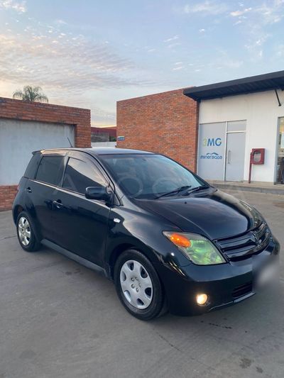 Toyota Ist thumbnail 1