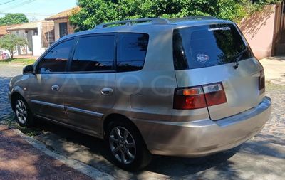 Kia Carens miniatura 11