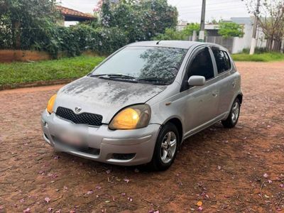 Toyota Vitz miniatura 3