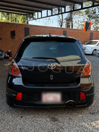 Toyota Vitz miniatura 3