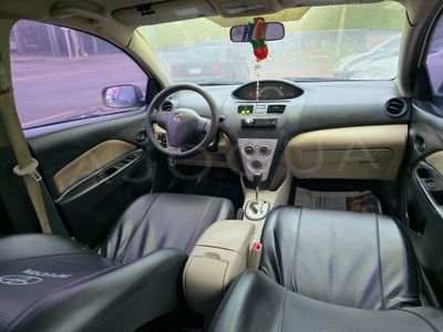 Toyota Belta miniatura 9