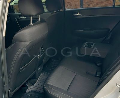 Kia Sportage miniatura 17