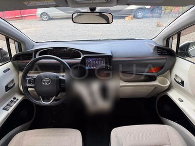 Toyota Sienta miniatura 9