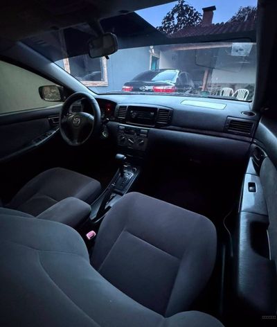Toyota Allex miniatura 9