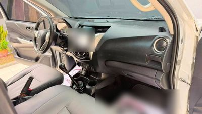 Nissan Frontier miniatura 6