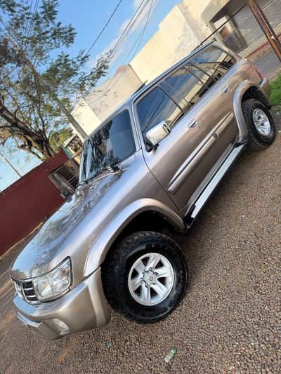 Nissan Patrol miniatura 2