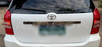 Toyota Wish miniatura 4
