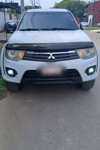 Mitsubishi Tritón thumbnail 1