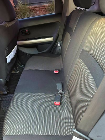 Toyota Ist miniatura 9