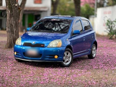 Toyota Vitz miniatura 2