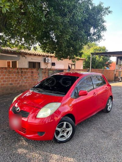 Toyota Vitz miniatura 4
