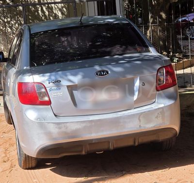 Kia Rio miniatura 2