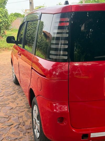 Toyota Sienta miniatura 12