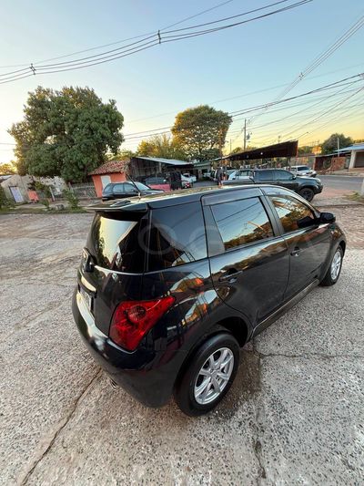 Toyota Ist miniatura 9