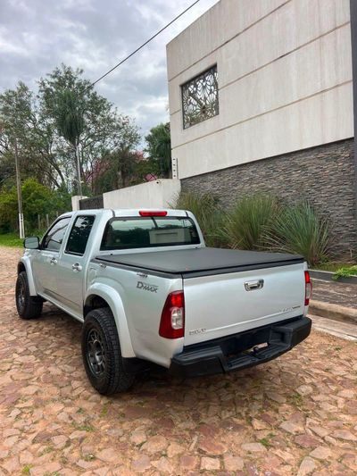 Isuzu D-MAX miniatura 5