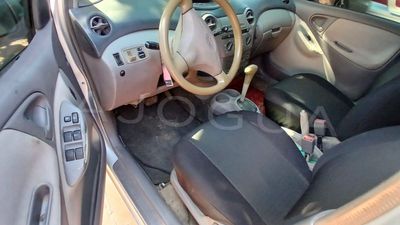 Toyota Platz miniatura 7