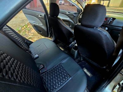 Kia Soluto miniatura 17