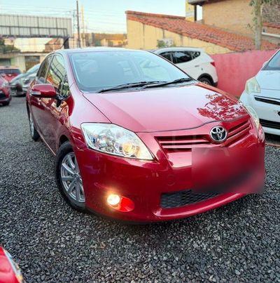 Toyota Auris miniatura 2