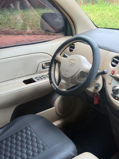 Toyota Sienta miniatura 13