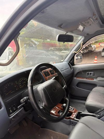 Toyota Hilux Surf miniatura 8