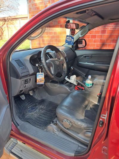 Toyota Hilux miniatura 6