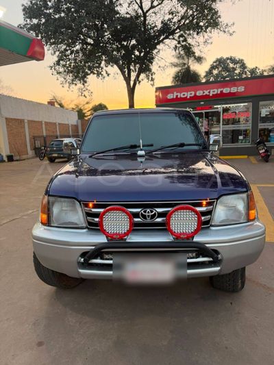 Toyota Prado miniatura 13