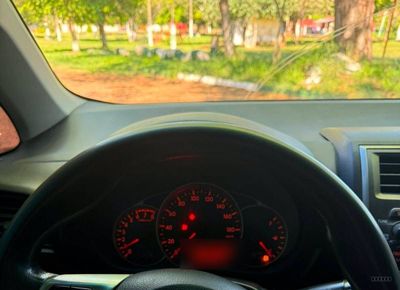 Toyota Ractis miniatura 7