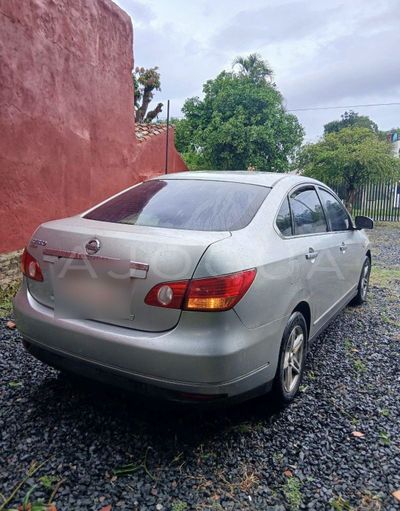 Nissan Sylphy miniatura 3