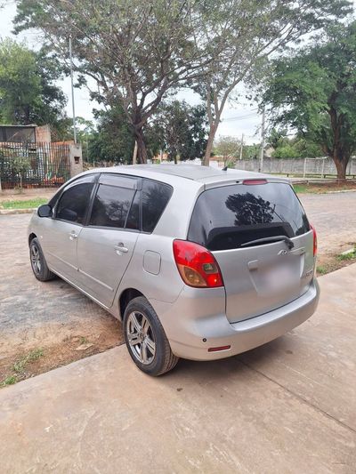 Toyota Spacio miniatura 2