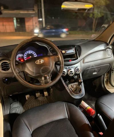 Hyundai i10 miniatura 10