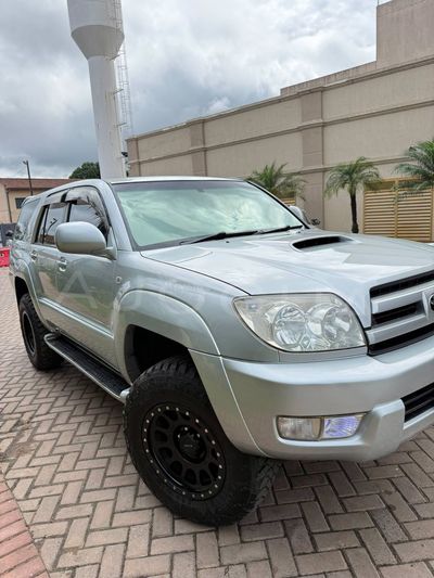 Toyota Hilux Surf miniatura 6