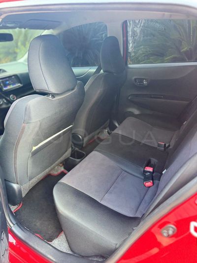 Toyota Vitz miniatura 6