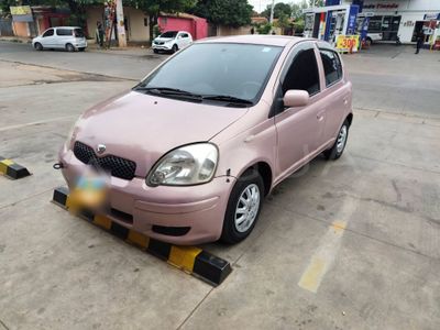 Toyota Vitz 2003