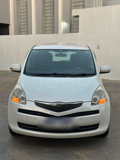 Toyota Ractis thumbnail 1