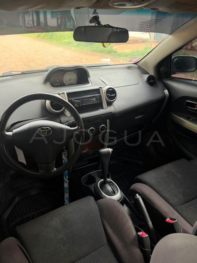 Toyota Ist miniatura 7