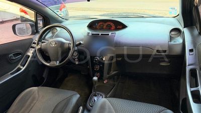 Toyota Vitz miniatura 14