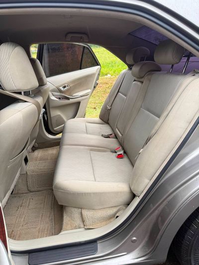 Toyota Premio miniatura 9