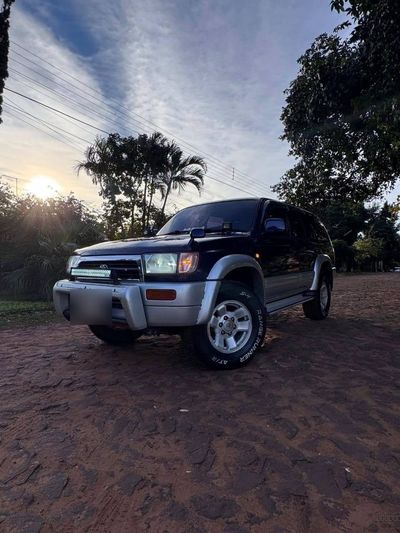 Toyota Hilux miniatura 8
