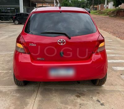 Toyota Vitz miniatura 4