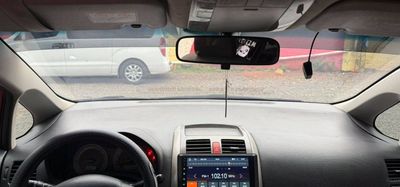 Toyota Auris miniatura 4