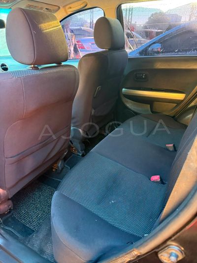 Toyota Ist miniatura 12