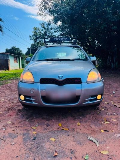 Toyota Vitz miniatura 2