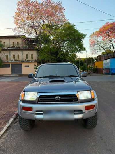 Toyota Hilux Surf miniatura 12
