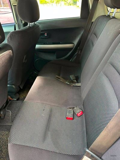Toyota Ist miniatura 11