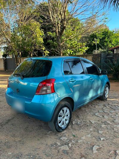 Toyota Vitz miniatura 6