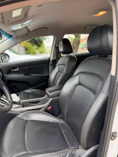 Kia Sportage miniatura 7