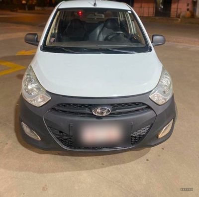 Hyundai i10 miniatura 10