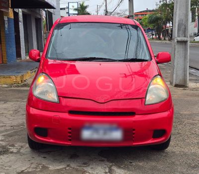 Toyota FunCargo thumbnail 1
