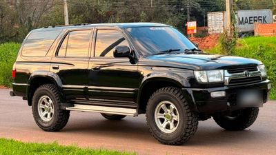 Toyota Hilux Surf miniatura 8