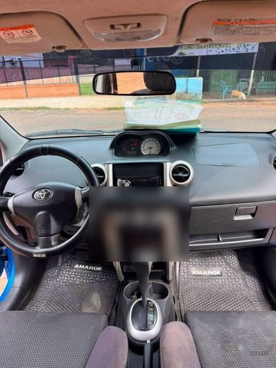 Toyota Ist miniatura 8